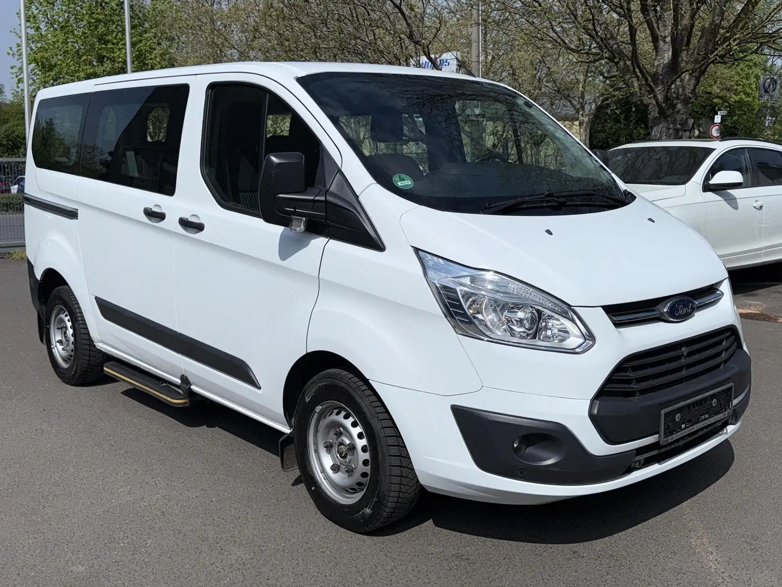 Ford Transit Bus – Bild 1